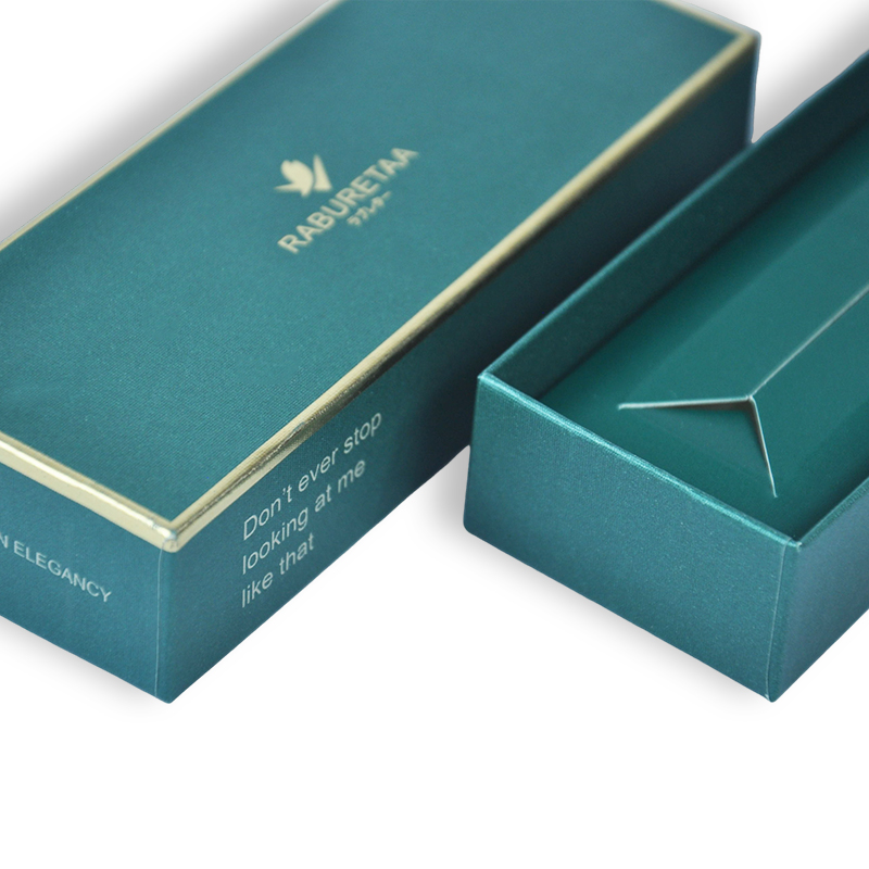 Couvercle vert et boîte de base avec doublure