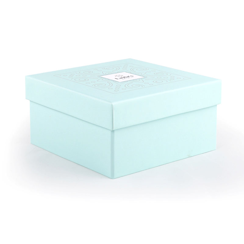 Coffret cadeau carré de luxe personnalisé