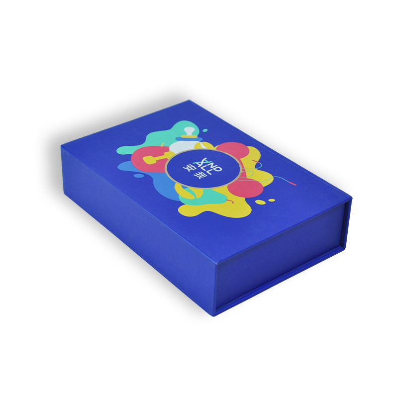 Boîte rigide magnétique personnalisée avec insert et impression recto-verso