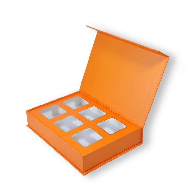 Boîte rigide magnétique personnalisée avec doublure en carton